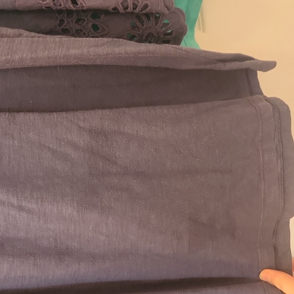 Shirts - Picture 3 of 6